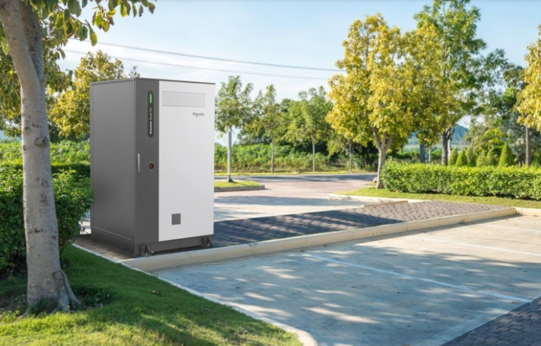 Schneider Boost Pro: Scalable AI-Powered BESS for Resilient, Cost-Effective Energy in the Electrified Era
